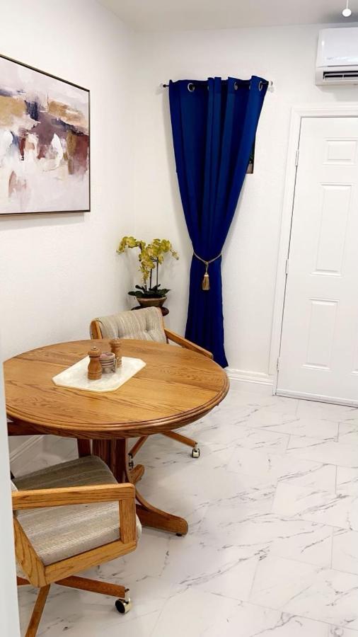 Guest House , 5 Min Away From Las Airport. Las Vegas Esterno foto